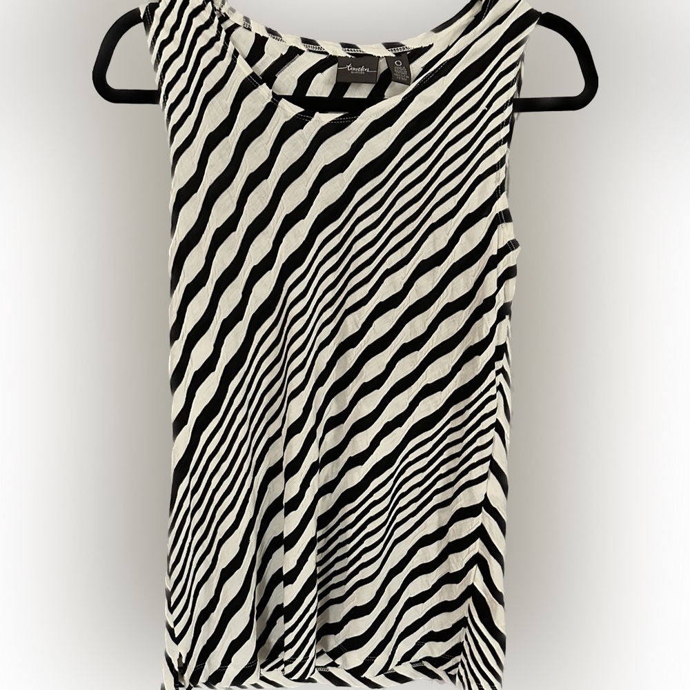 Chico’s Travelers black white Striped Sleeveless Top